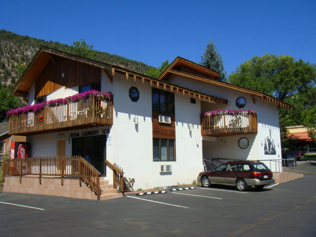 Starlight Lodge Glenwood Springs Exterior photo